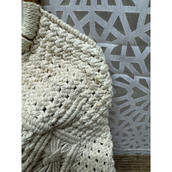 Beige Macrame Bag With Wooden Handles.  Pre-owned - Picture 3 of 7